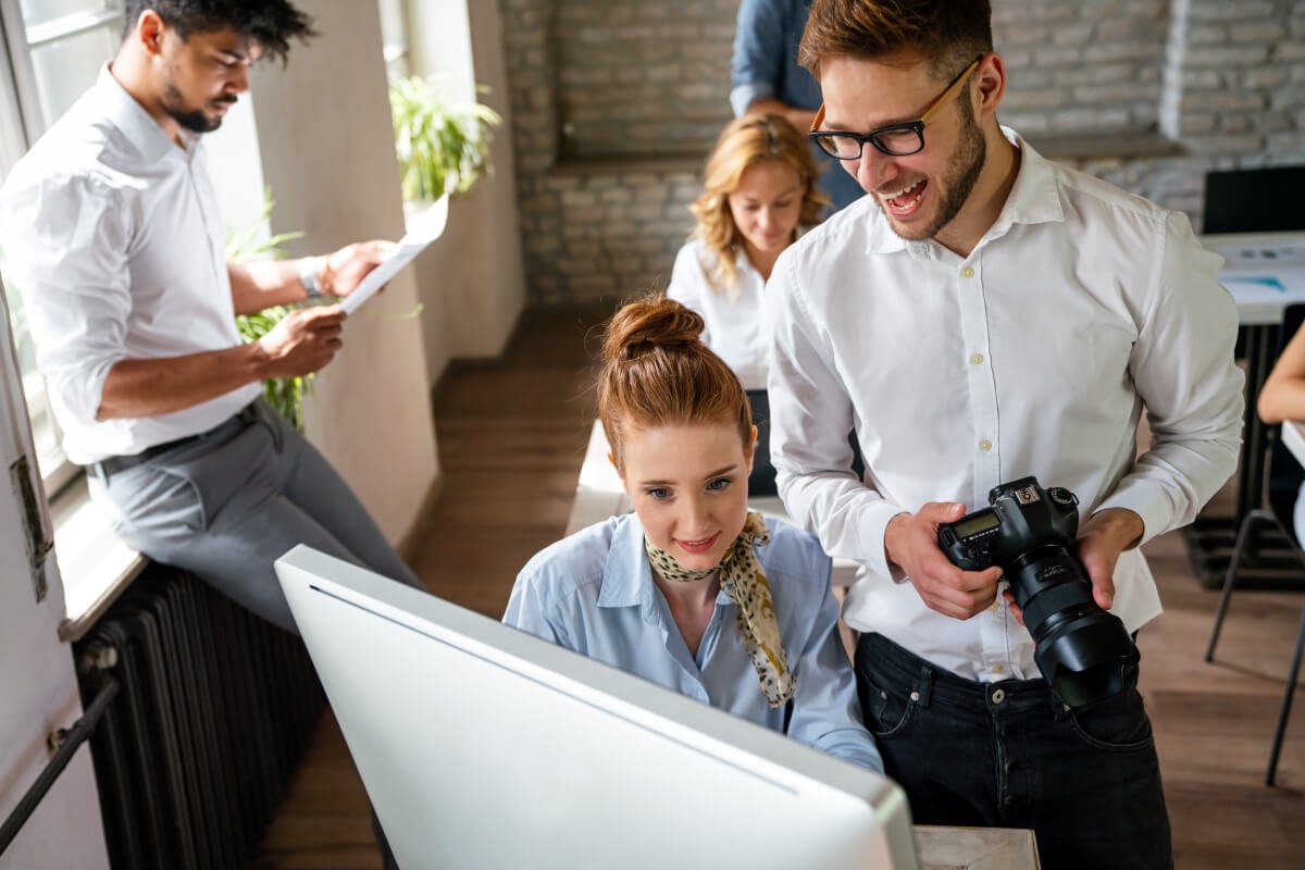 creative-startup-young-multiethnic-business-people-LG4ZDDM.jpg
